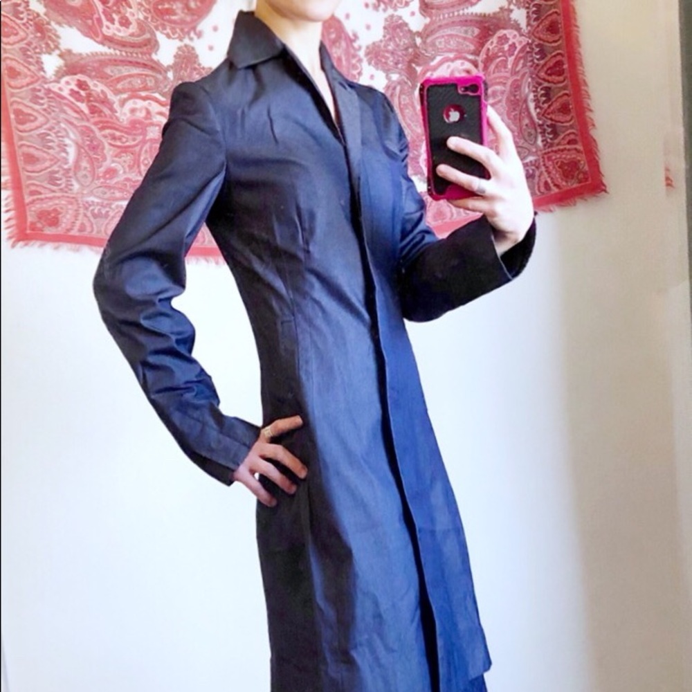 BCBG Suit - Picture 4 of 8